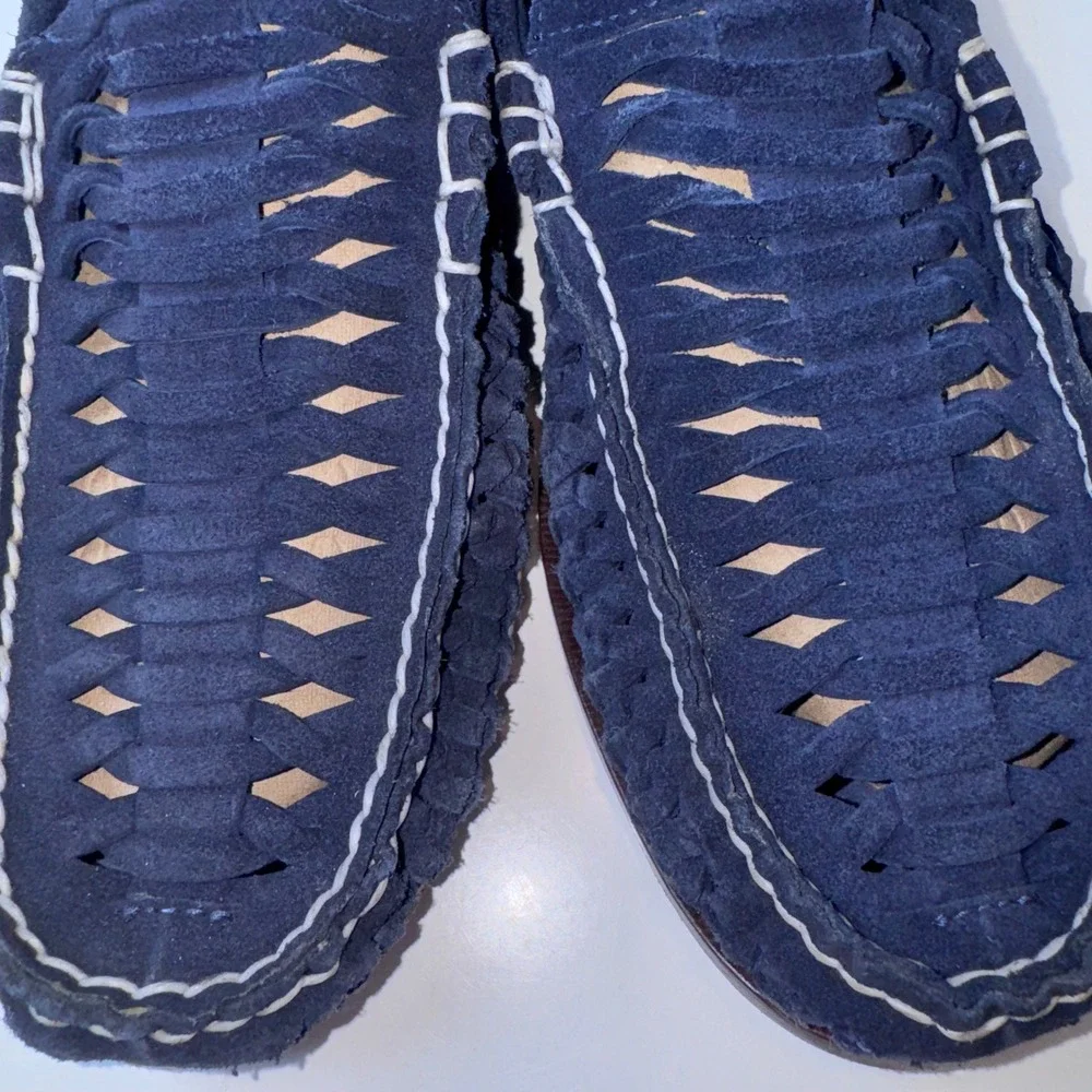 Florsheim loafers feature